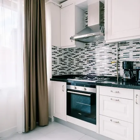 Sea View Duplex With Terrace 5 Min To Marina 伊斯坦布尔