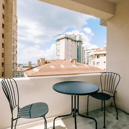Sea View Duplex With Terrace 5 Min To Marina Provincia di Istanbul